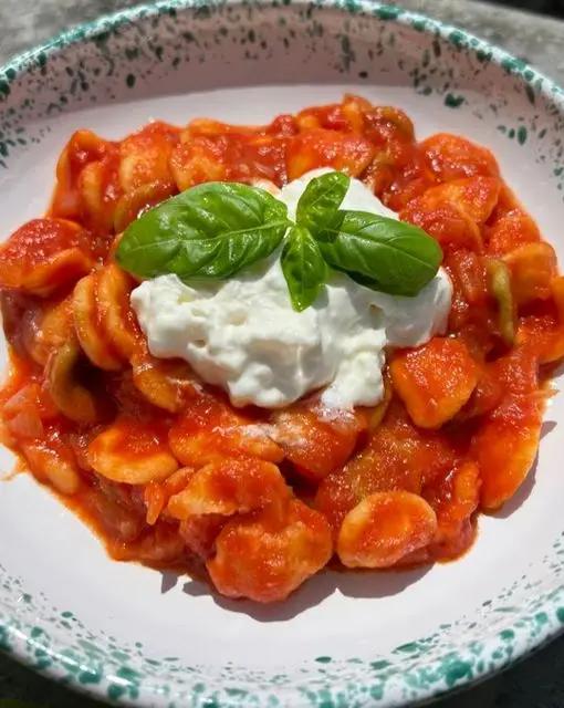 Ricetta Orecchiette al pomodoro e stracciatella di ninnalemon