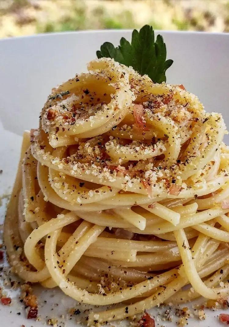 Ricetta Spaghetti al burro con pecorino speck e noci di PierluigiMiraglia