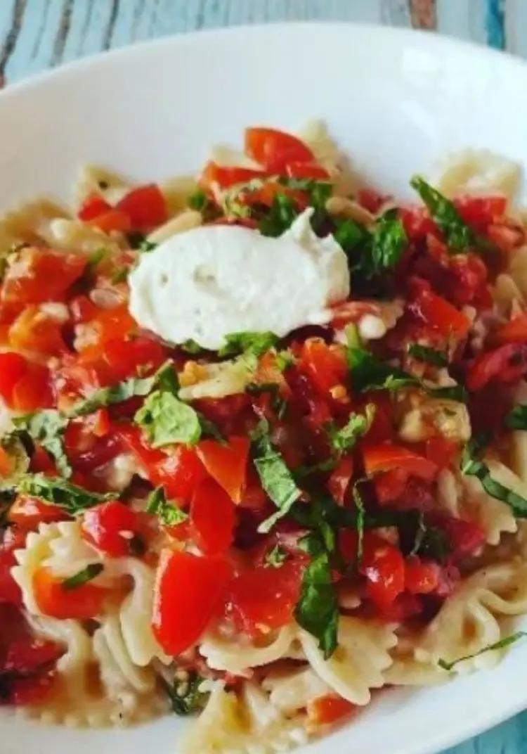 Ricetta Insalata di pasta con pomodorini e formaggio spalmabile alle mandorle di cucina_di_casa