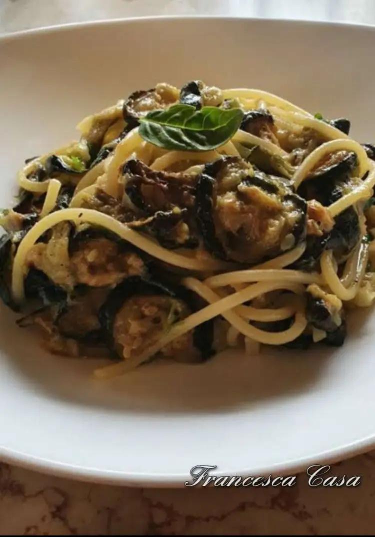 Ricetta Spaghetti con la zucchina fritta alla siciliana di cucina_di_casa