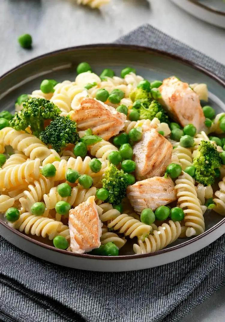 Ricetta Fusilli con orata, piselli e broccoli di felisiana_lavagna