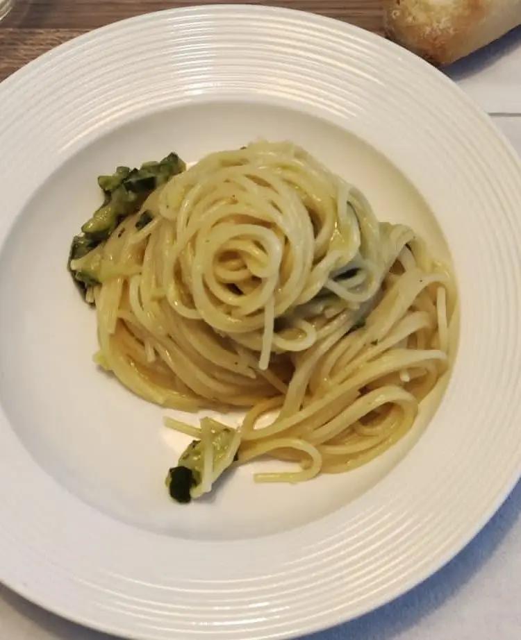 Ricetta Spaghetti alla nerano di emy46