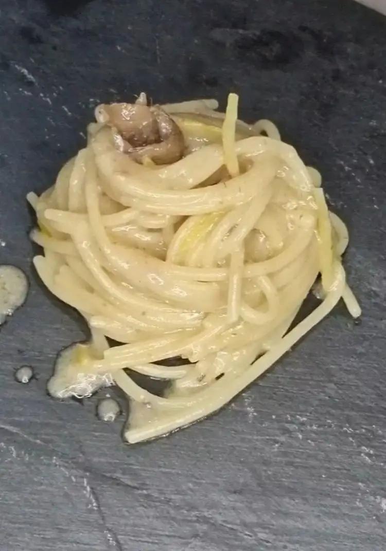 Ricetta Spaghettone, con acciughe zest di limone e parmigiano di Mi_diletto_in_cucina