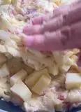 Immagine del passaggio 3 della ricetta Torta salata di patate in padella con speck e scamorza