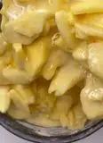Immagine del passaggio 4 della ricetta Torta invisibile alle mele e cannella
