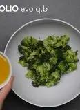 Immagine del passaggio 1 della ricetta Ravioli Ricotta e Spinaci con crema di broccoli e pane croccante al limone