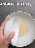 Immagine del passaggio 1 della ricetta Bombette di carne al pistacchio con formaggio