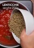Immagine del passaggio 2 della ricetta Pasta al ragù di lenticchie