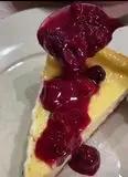 Immagine del passaggio 16 della ricetta Cheesecake ai frutti di bosco