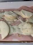 Immagine del passaggio 2 della ricetta Lasagna con pesto di pistacchio ᕼoຕᥱຕᥲᑯᥱ, mortadella e provola