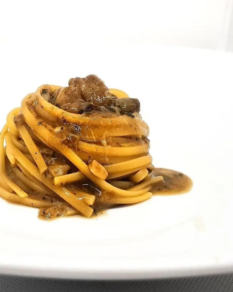 Ricetta Linguine di Gragnano con funghi  porcini e fondo bruno di Chef.Giuseppe