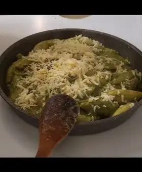Immagine del passaggio 6 della ricetta Conchiglie con crema di broccoli baresi