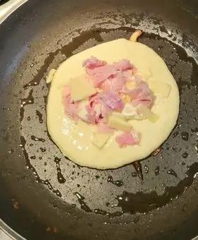 Immagine del passaggio 2 della ricetta Pancake salati ripeni di cotto e formaggio