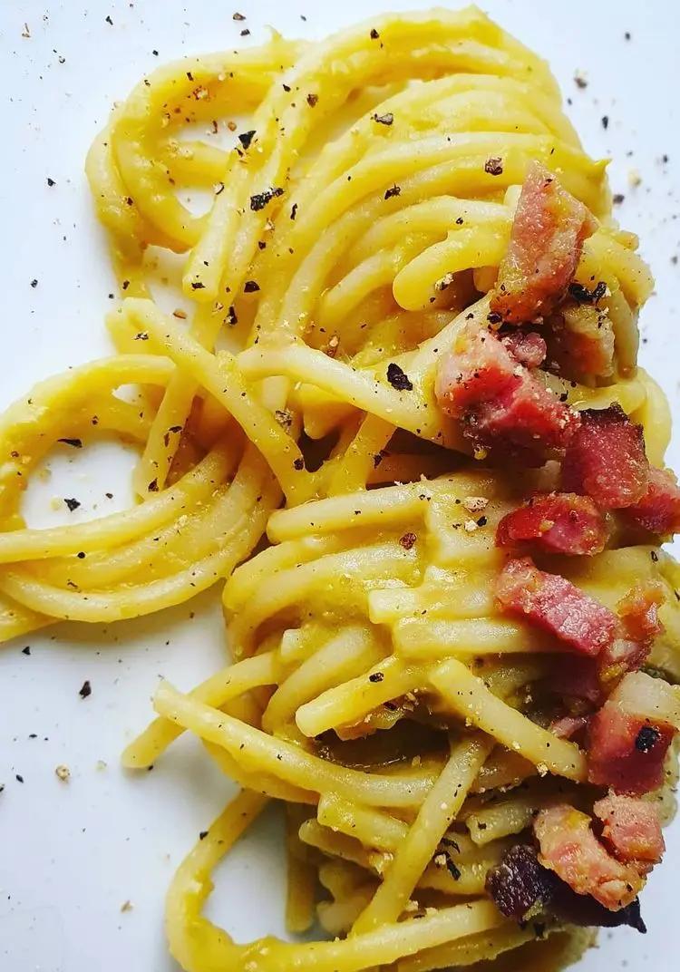 Ricetta Spaghetti con crema di piselli e pancetta di matteo.albarella