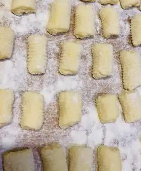Immagine del passaggio 2 della ricetta Gnocchi fonduta di gorgonzola e fichi