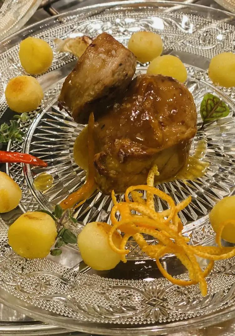 Ricetta Filetto di maiale agli agrumi con miele paprika e pomme parisienne aglio e rosmarino di lucia.pavanastolfo