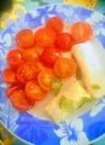 Immagine del passaggio 1 della ricetta Merluzzo con Pomodori