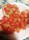 Immagine del passaggio 2 della ricetta Bruschetta di Pomodori