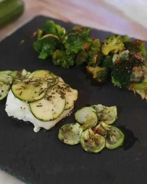 Ricetta Merluzzo al forno con zucchine e broccoli alla paprika di incucina_consabrina