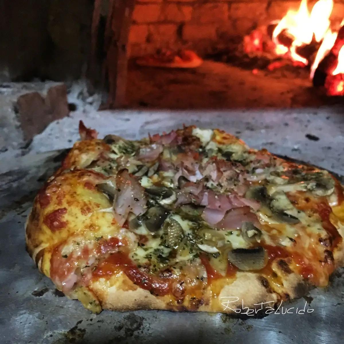 Ricetta Pizza nel forno a legna di RobertaLucido