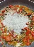 Immagine del passaggio 5 della ricetta Paella di pesce