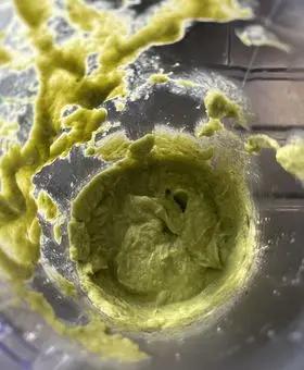 Immagine del passaggio 2 della ricetta 🌾Orechiette con crema di broccoli e salsiccia 🥦😋