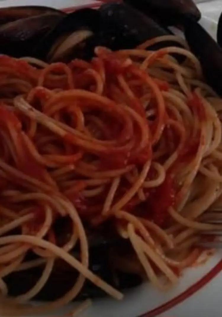 Ricetta Spaghetti con cozze e 'nduia di Fiorella
