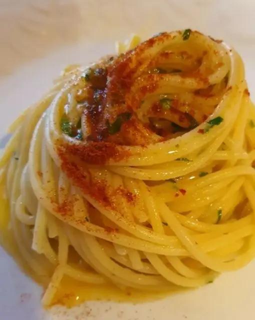 Ricetta Spaghetti aglio, olio e peperoncino senza soffritto di Robertobabbilonia