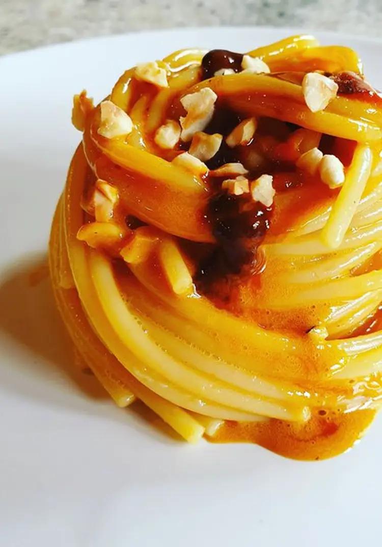 Ricetta Spaghettoni con maionese ai ricci di mare e olio di nocciola e granella di nocciole bio della Tuscia di Robertobabbilonia