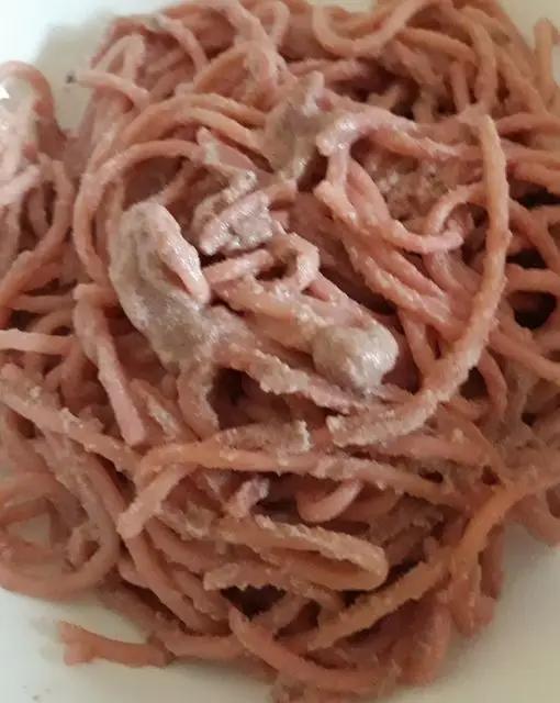 Ricetta Spaghetti con crema di barbabietola e tofu di angela99.natale