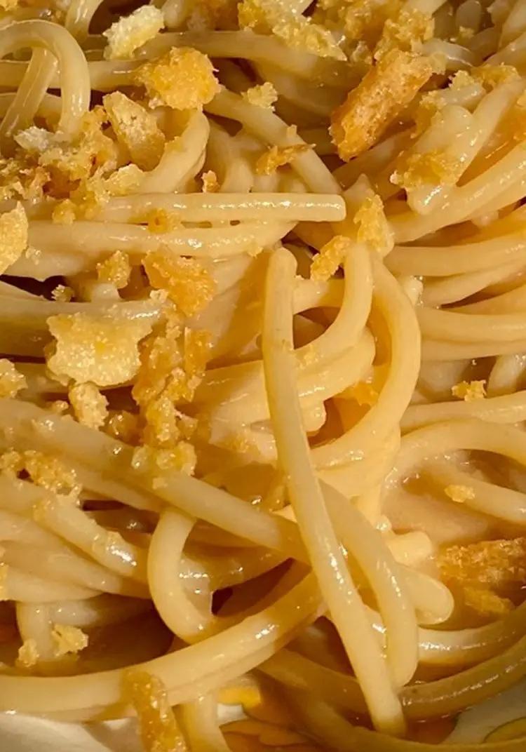 Ricetta Spaghetti alici e grissini fritti di simone