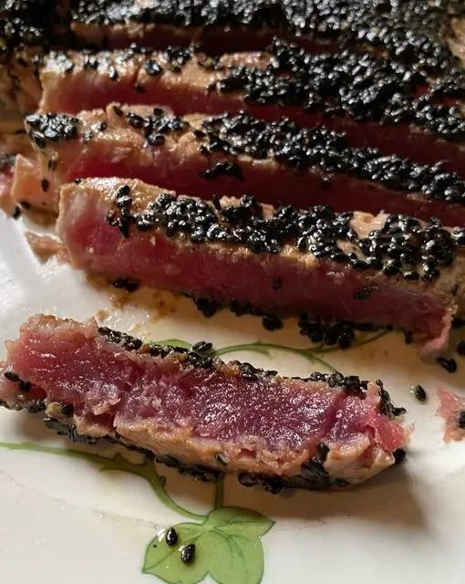 Ricetta Tataki di tonno con semi di sesamo di simone