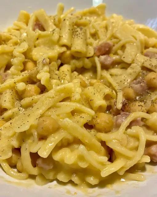Ricetta Cecetta: pasta ceci e pancetta! di simone
