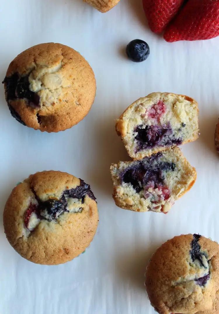 Ricetta Muffin fragole e mirtilli 🍓🫐 di Aliscookery