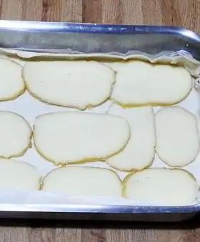 Immagine del passaggio 1 della ricetta Torta salata funghi, patate, speck e provola