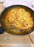 Immagine del passaggio 3 della ricetta Spaghetti cremosi con melanzane e nduja
