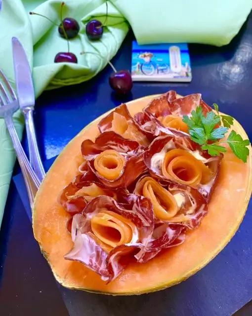 Ricetta Antipasto estivo con coppa e melone di _animaincucina_