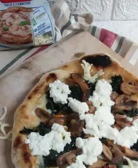 Immagine del passaggio 2 della ricetta Pizza spinaci e ricotta
