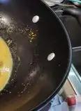 Immagine del passaggio 3 della ricetta Fusilli con ciauscolo gorgonzola e zafferano