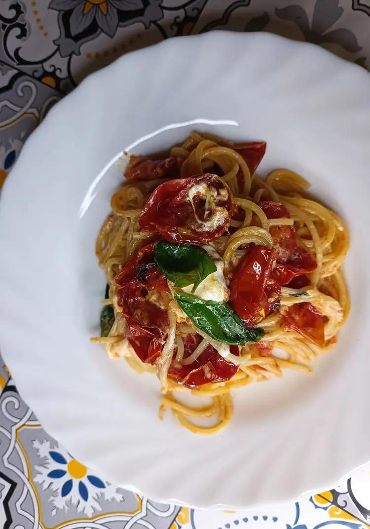 Ricetta Spaghetti con pomodorini confit e burrata di tresorelleincucina
