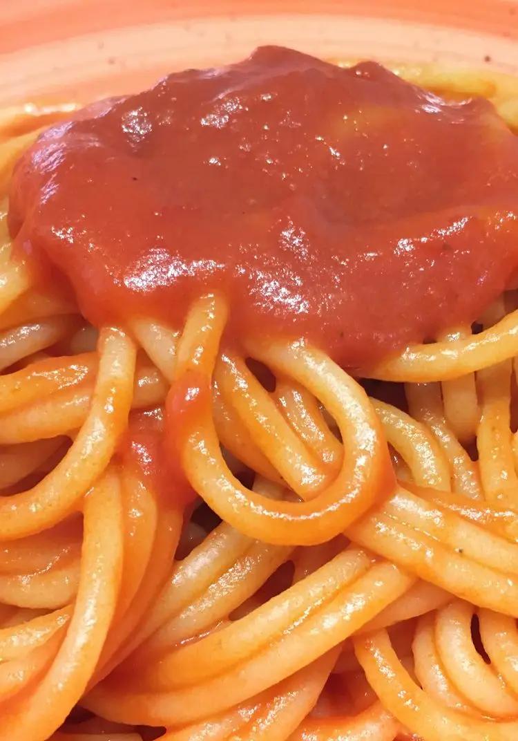 Ricetta Trionfo di spaghetti al pomodoro di CucinareLIGHTconAnna