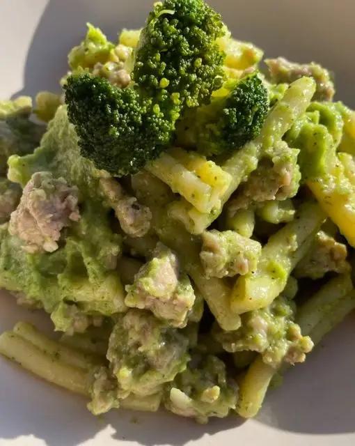 Ricetta Casarecce con broccoli e salsiccia 😋 di midivertoacucinare