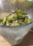 Immagine del passaggio 1 della ricetta Fusilloni con crema di zucchine, speck croccante e pecorino
