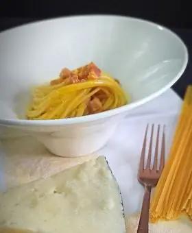 Immagine del passaggio 13 della ricetta Spaghetti alla carbonara