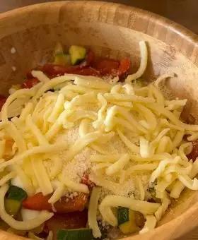 Immagine del passaggio 3 della ricetta Torta salata di peperoni, zucchine e yogurt