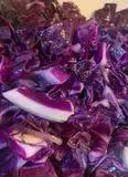 Immagine del passaggio 1 della ricetta Flan al cavolo cappuccio viola con crema di pecorino