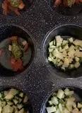 Immagine del passaggio 3 della ricetta Frittatine al forno con verdure