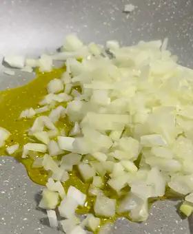 Immagine del passaggio 1 della ricetta Mezze maniche con radicchio, speck e aceto balsamico