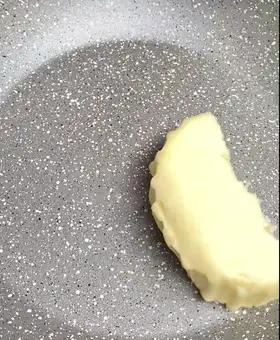 Immagine del passaggio 1 della ricetta Fettuccine burro e parmigiano