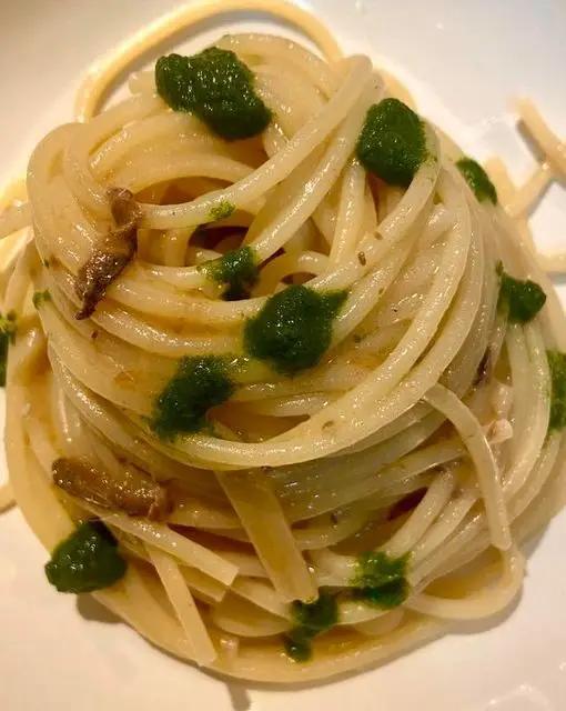Ricetta Spaghetti burro, alici e crema di rughetta di michelacara5